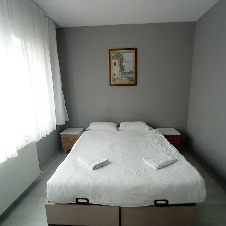 Apartament Sweet In Historical Area 3b